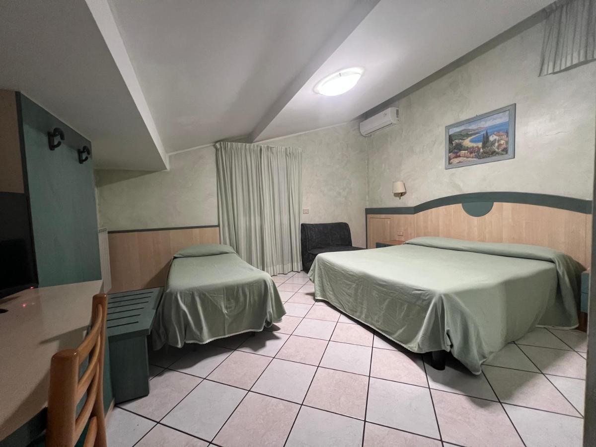 Hotel Villa Primavera Piza Zewnętrze zdjęcie